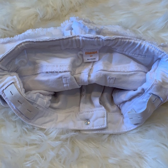 Gymboree size 10 white denim shorts - Picture 3 of 3